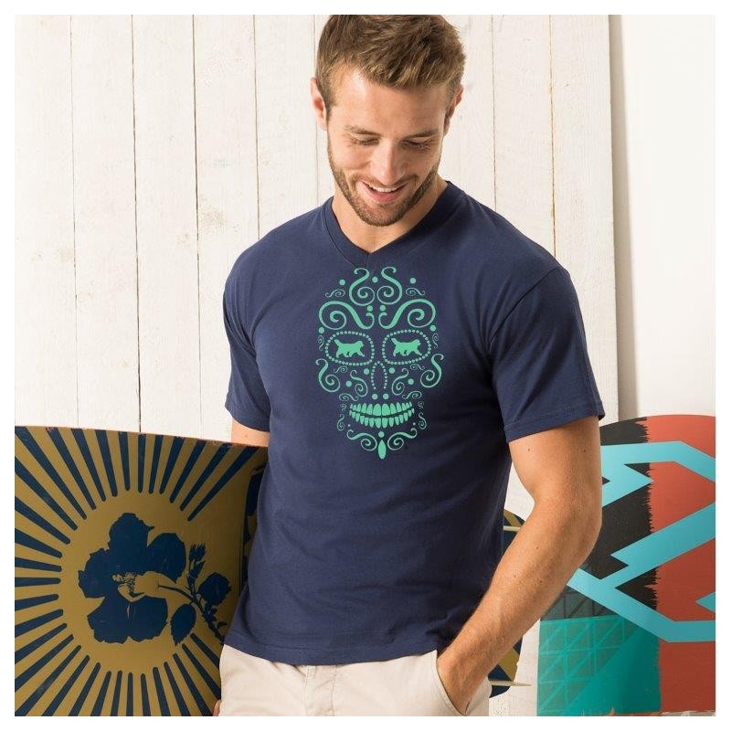 T-shirt scollo a V con grafica Terranova Newfy la noche de los muertos 1 T-shirt scollo a V con grafica Terranova Newfy la noche de los muertos 1
