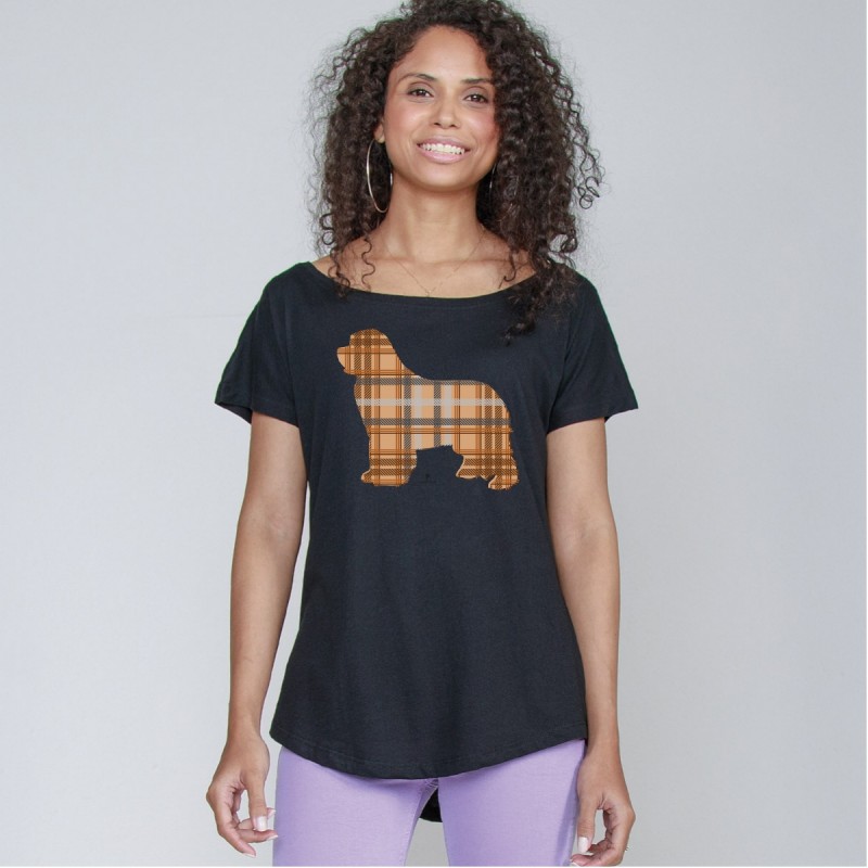 T-Shirt girocollo profondo da donna con grafica cane Terranova - Newfy Tartan T-Shirt girocollo profondo da donna con grafica cane Terranova - Newfy Tartan